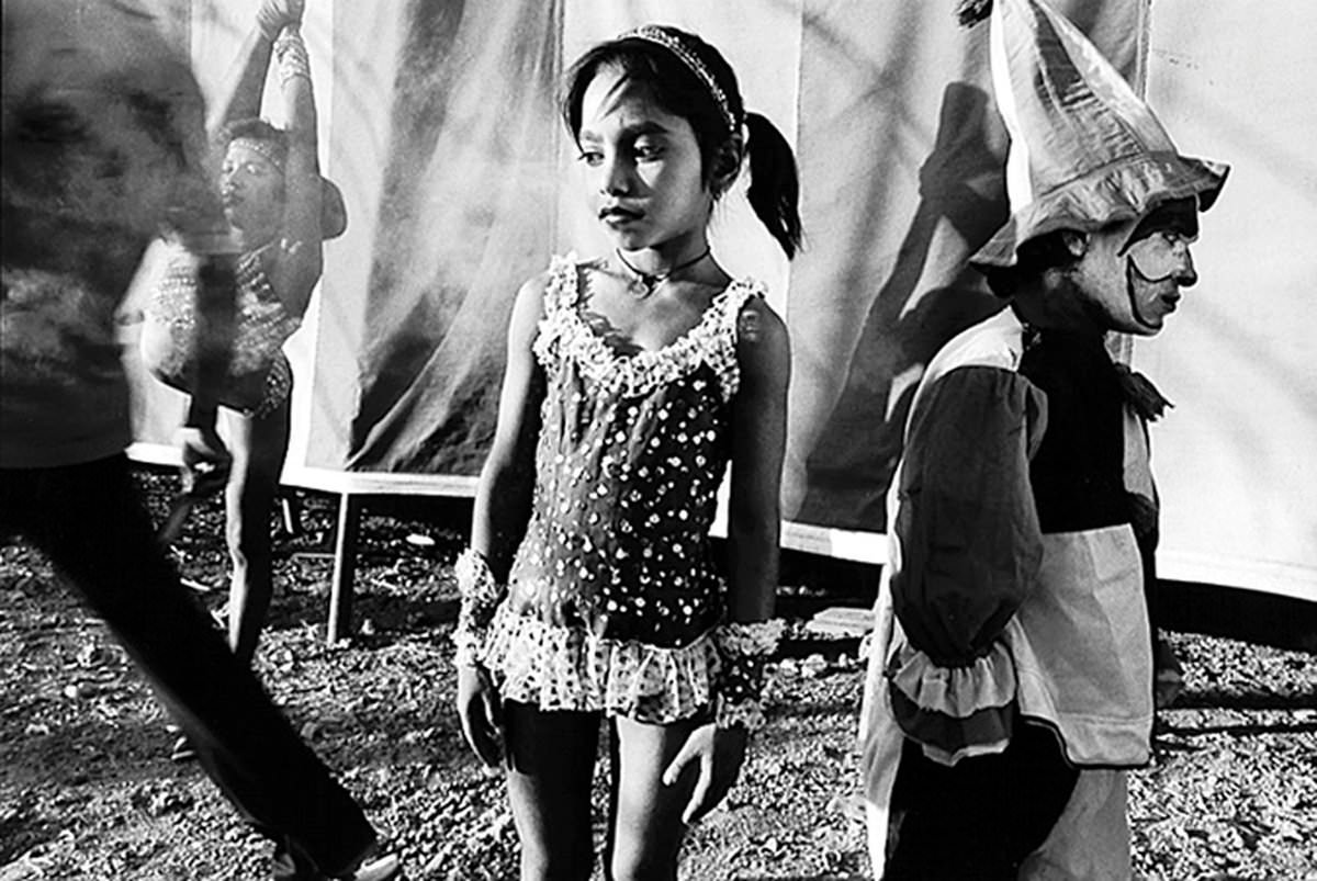 mary-ellen-mark-on-the-portrait-and-the-moment-exibatr-street-photography-1