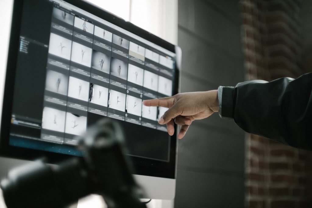 A Completely New Photo Mechanic is on its way Exibart Street