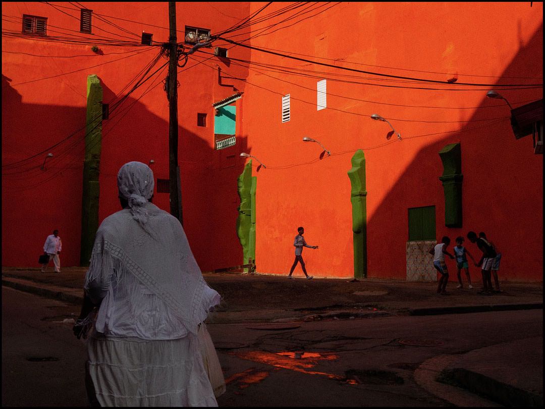 sasha-zenkovich-exibart-street-photography-contest-2019-02