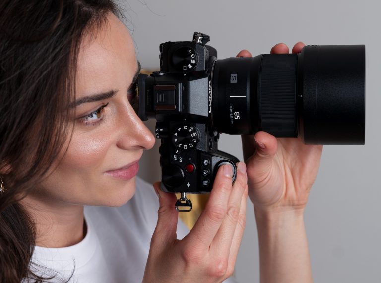panasonic 85mm 1.8