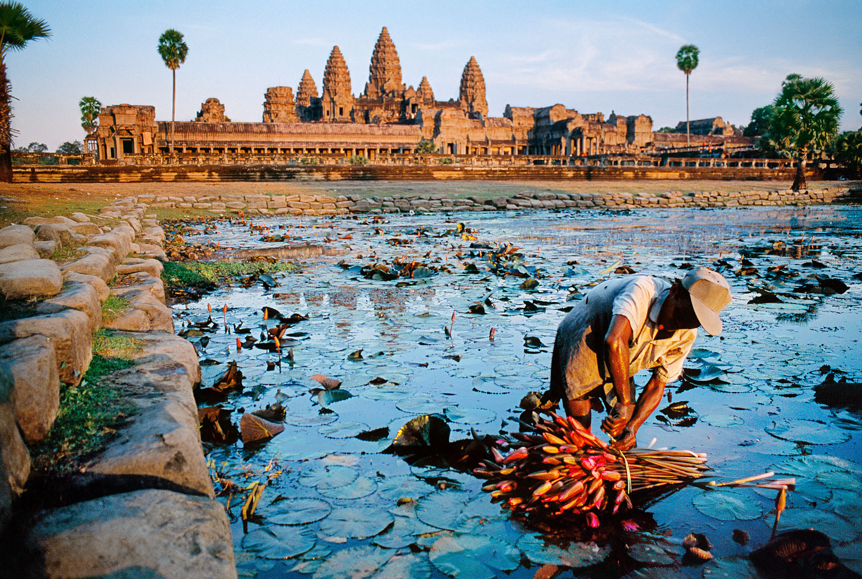 Photographer Steve McCurry's Search for Elsewhere: 40 Years of Unseen Images