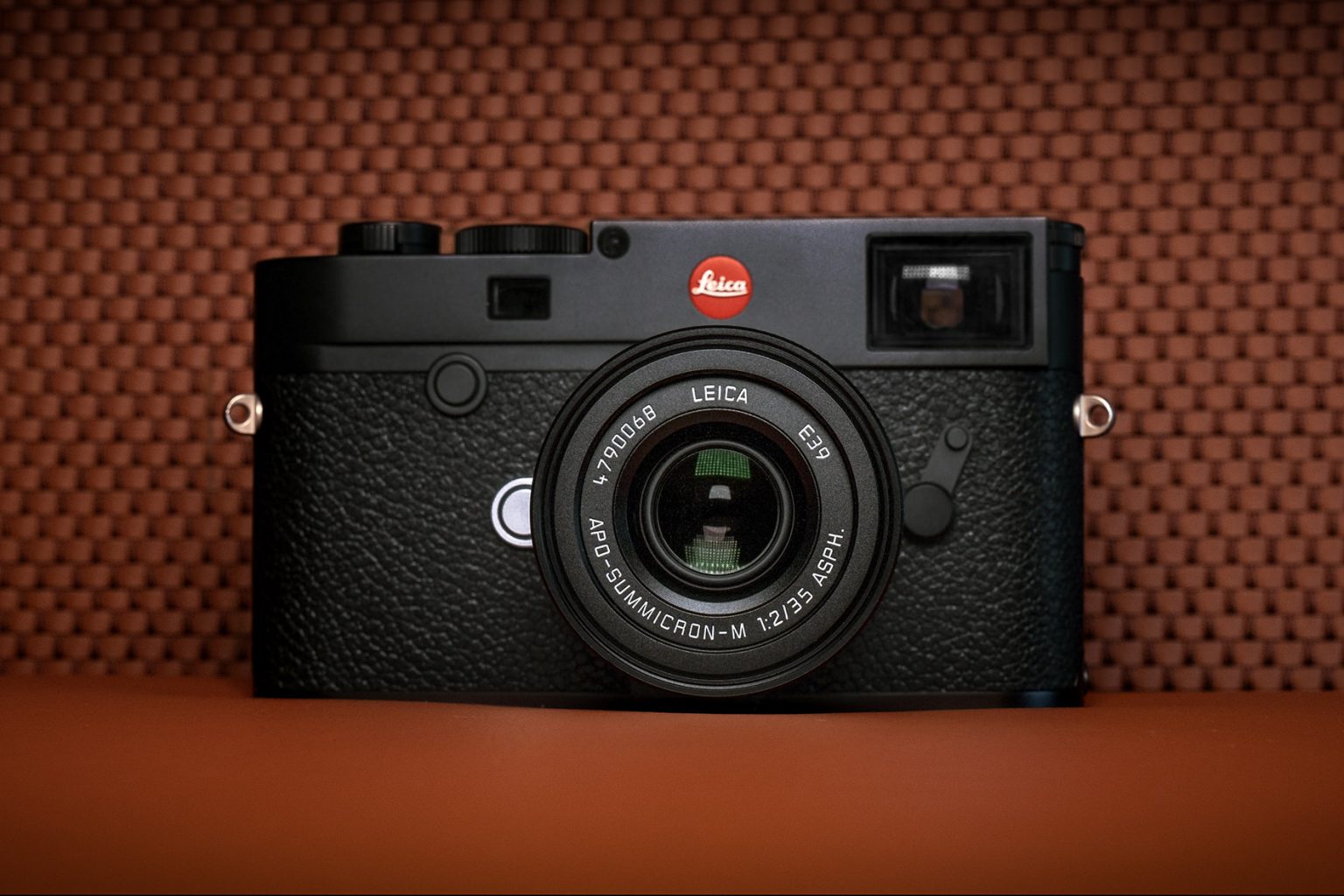 Leica Announces the APO Summicron-M 35mm f/2 ASPH Lens - Exibart Street