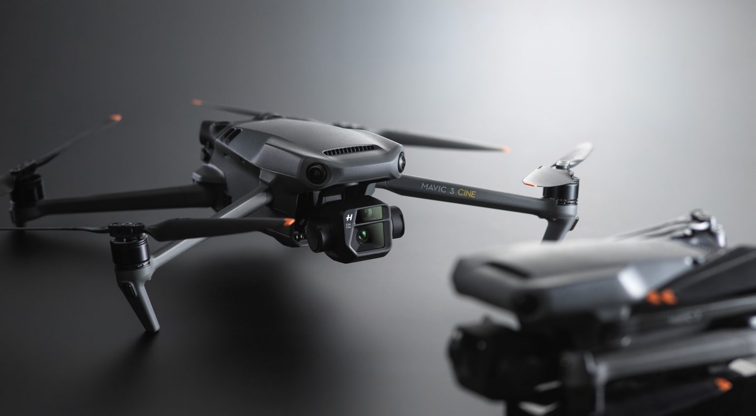 DJI Announces the Mavic 3 and Mavic 3 Cine DualCamera Drones Exibart Street