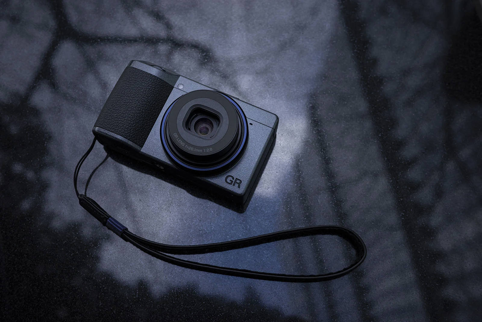 Ricoh Unveils the GR IIIx Urban Limited-Edition - Exibart Street