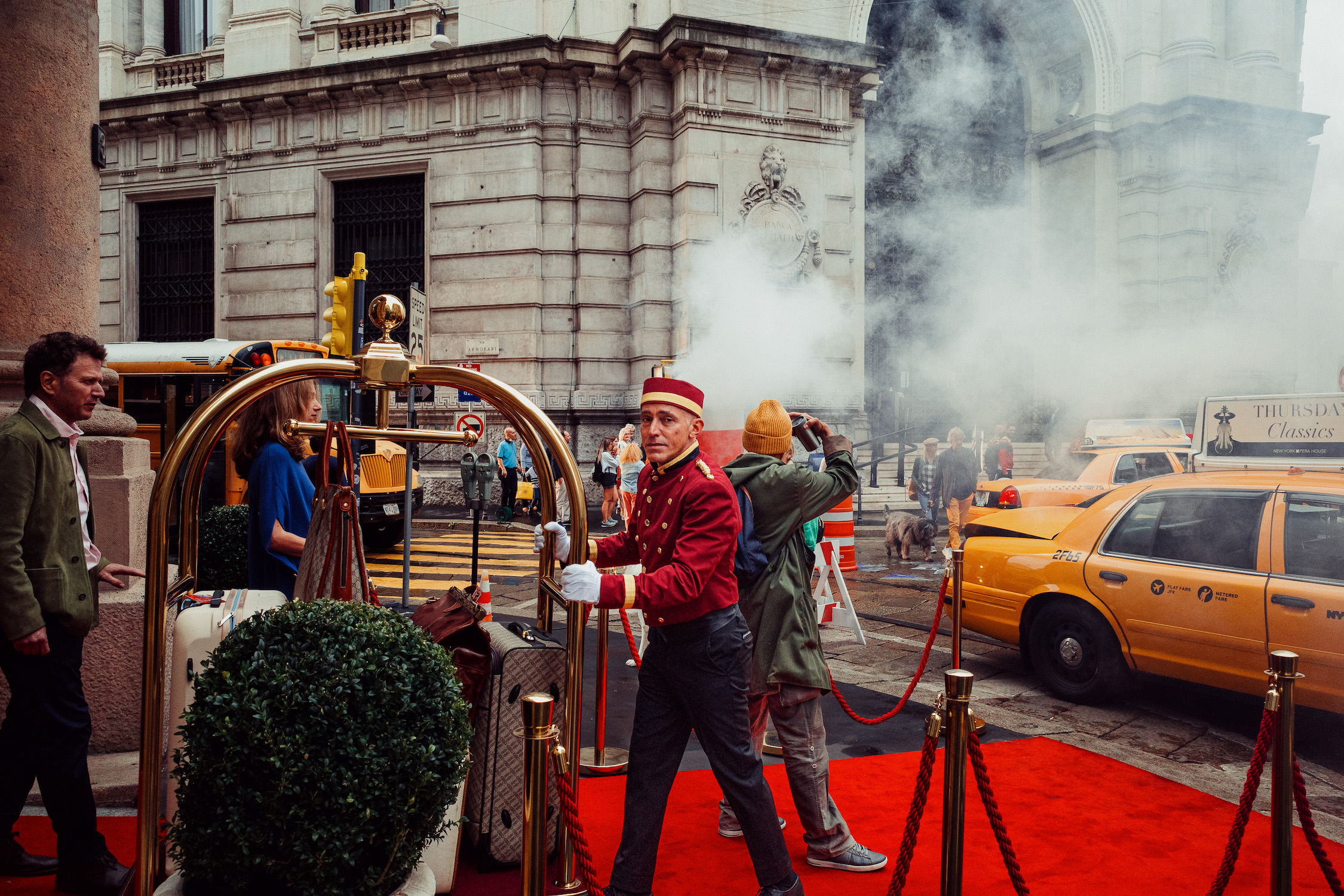 stefano-carotenuto-best-series-finalist-of-2022-exibart-street-contest-exibart-street-photography-16