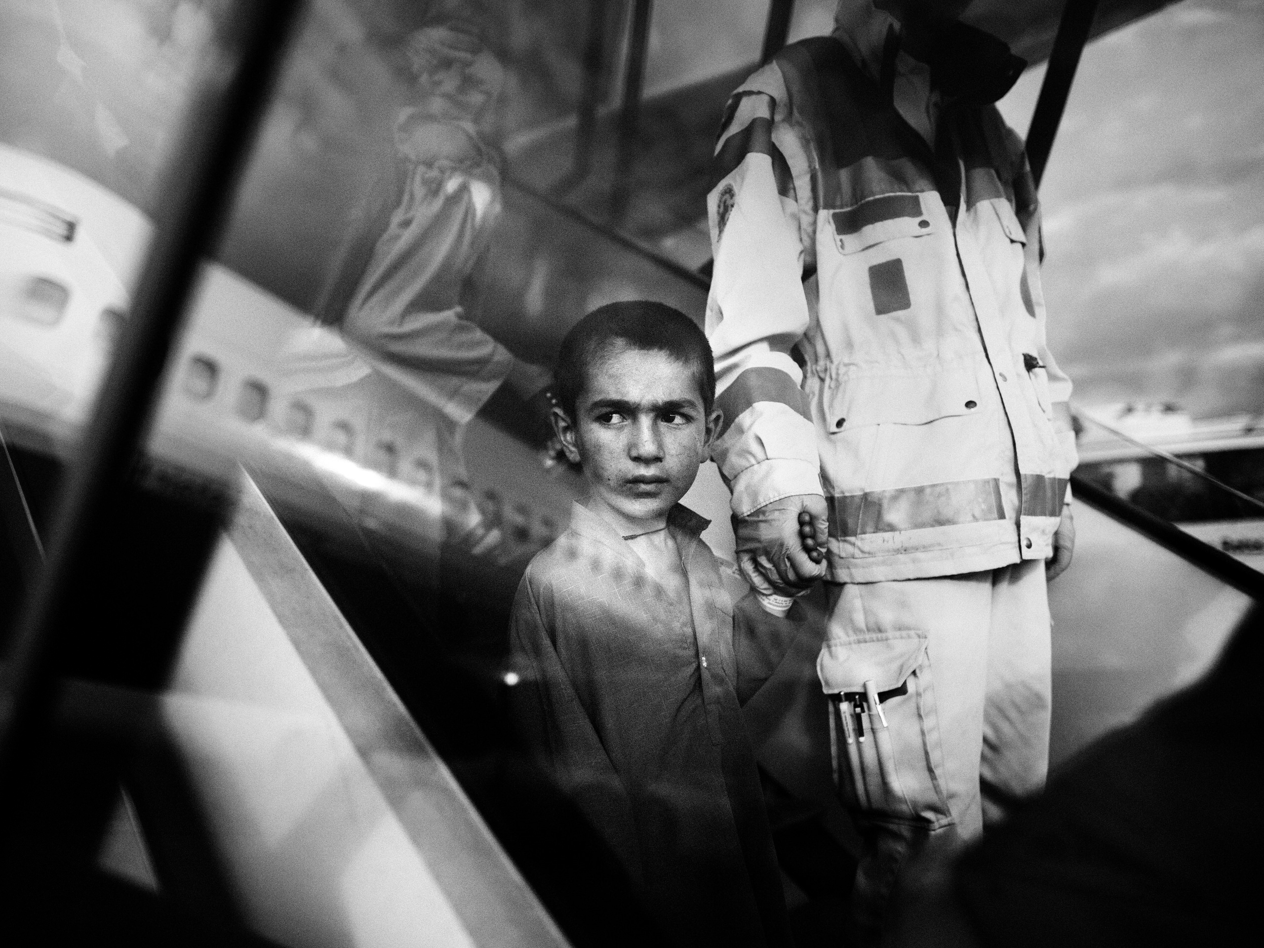 toby-binder-best-series-finalist-of-2022-exibart-street-contest-exibart-street-photography-22