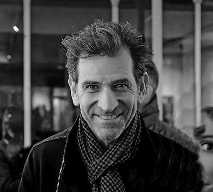 alan-burles-best-series-finalist-of-2022-exibart-street-contest-exibart-street-photography-01