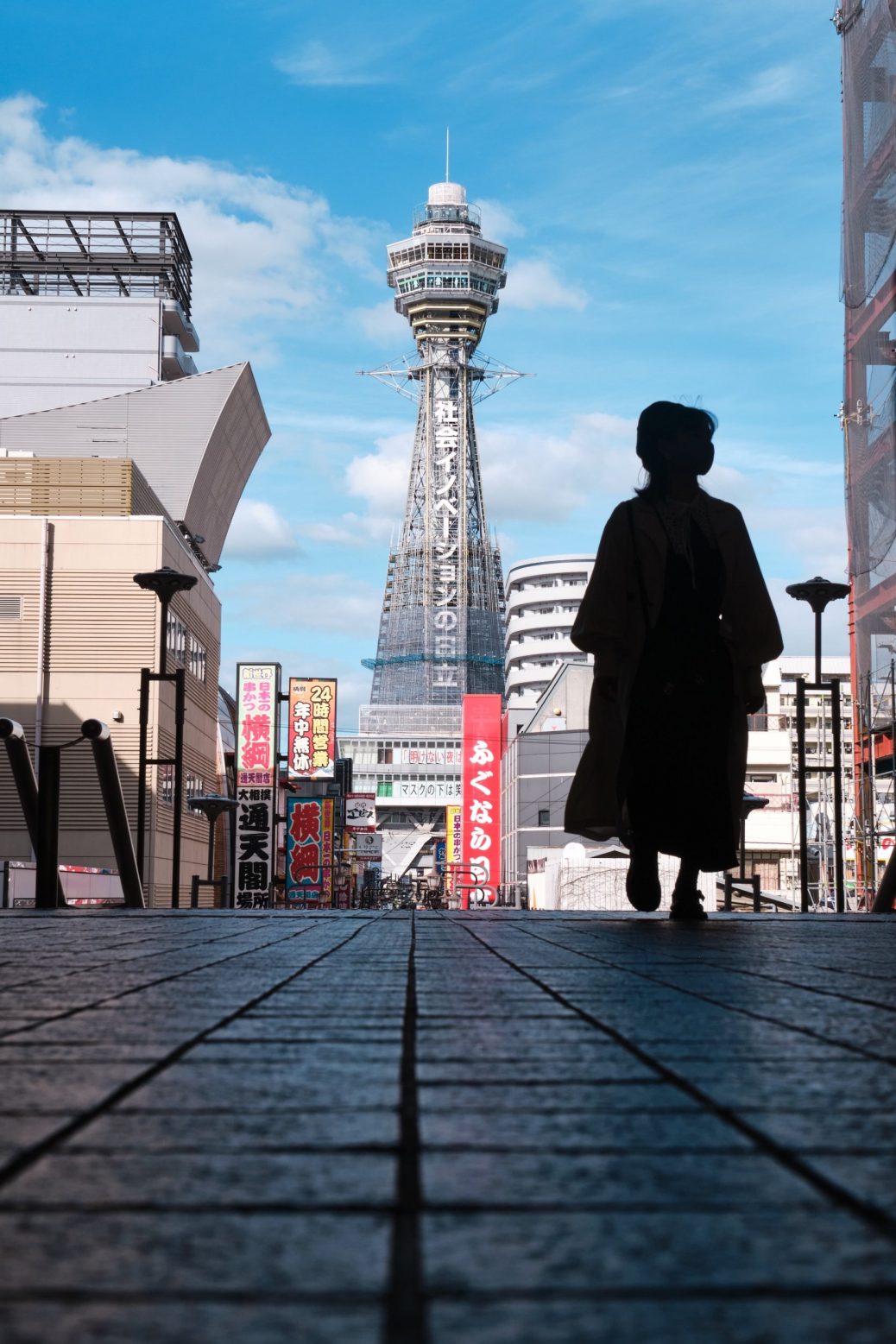 Sigma Unveils the First APSC Size Mirrorless Dedicated Zoom Lens for