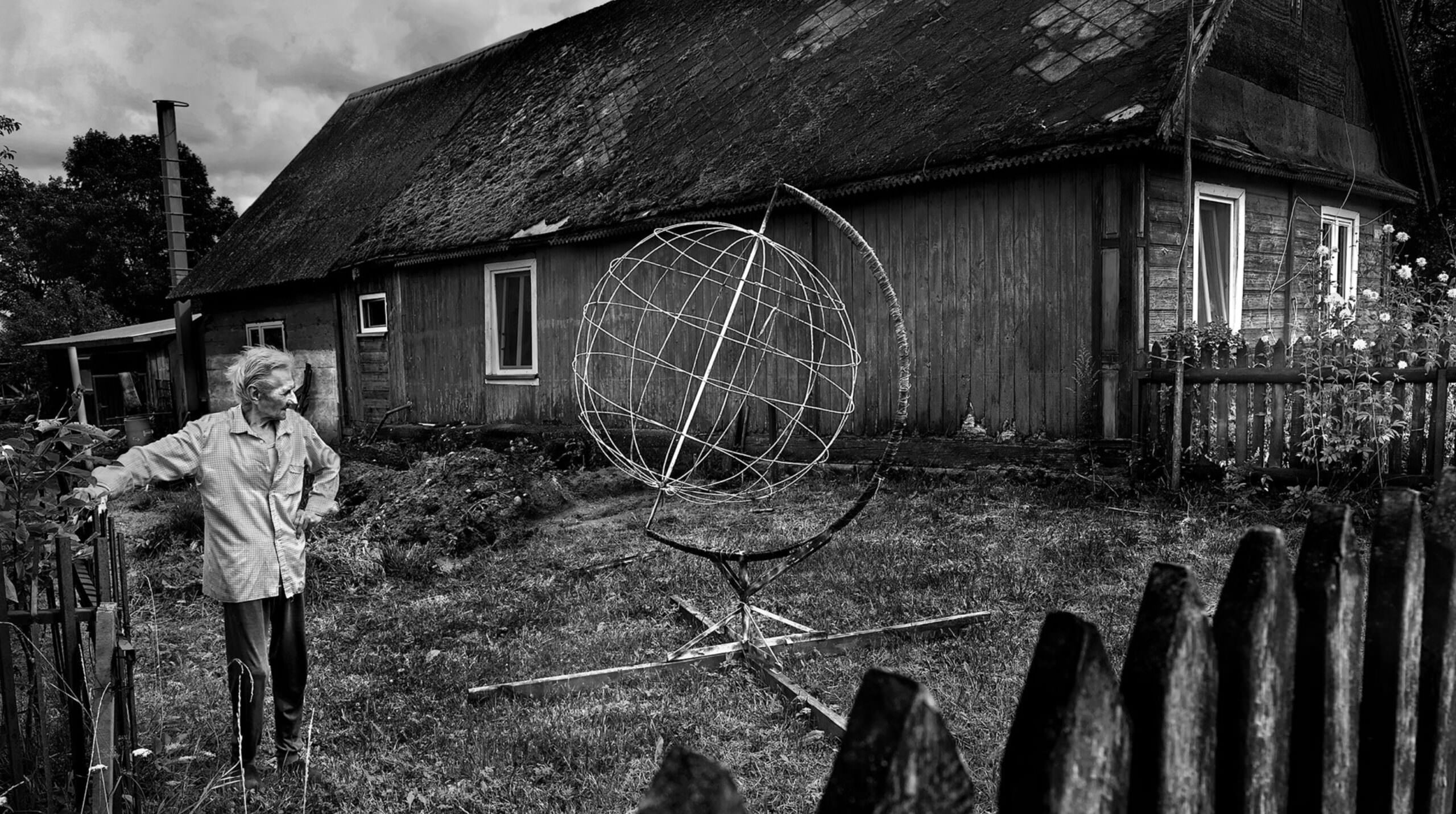 Tomasz Tomaszewski The World Is Where You Stop Exibart Street