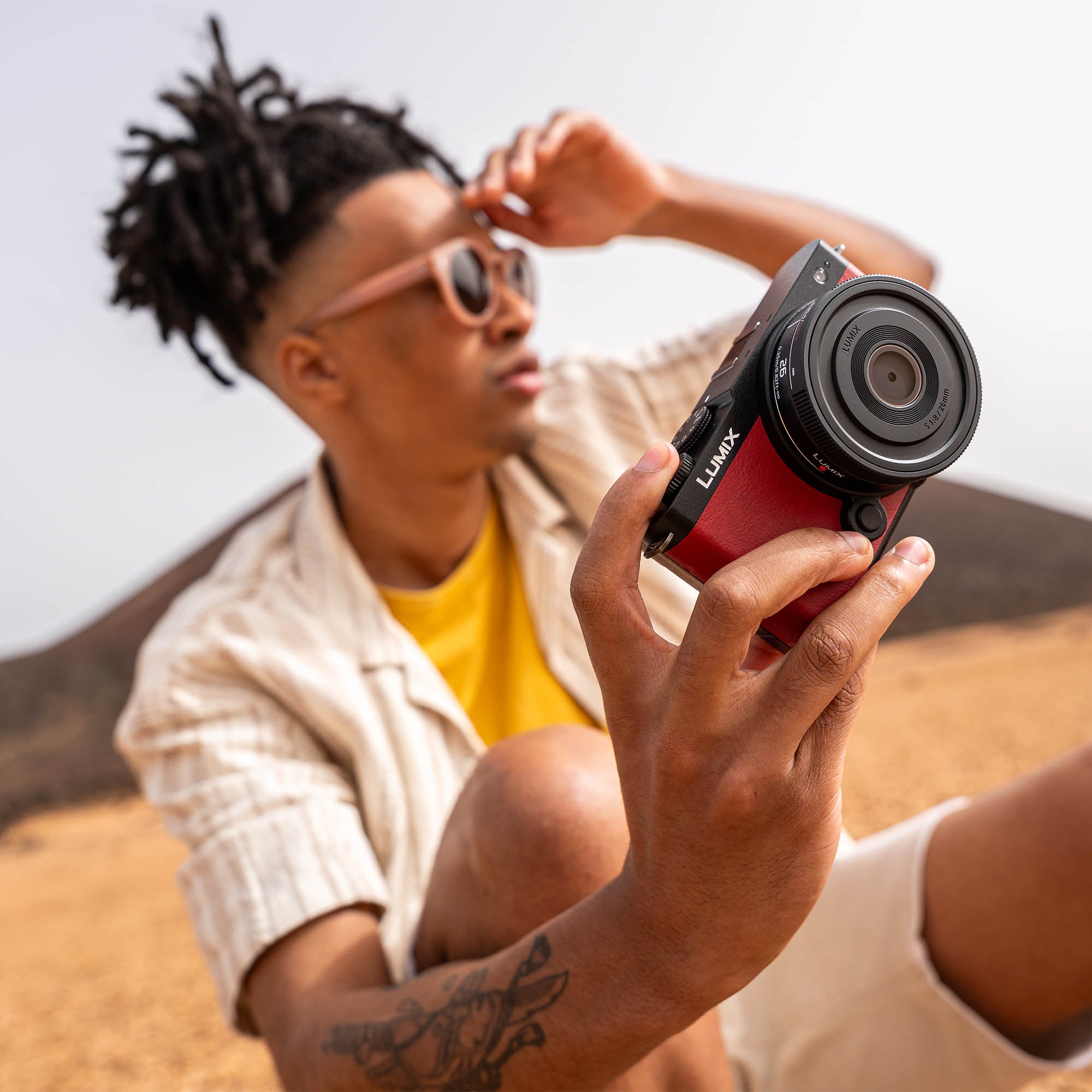 Panasonic Announces 26mm f/8 Body-Cap Manual Lens - Exibart Panasonic Announces 26mm f/8 Body-Cap Manual Lens - Exibart
