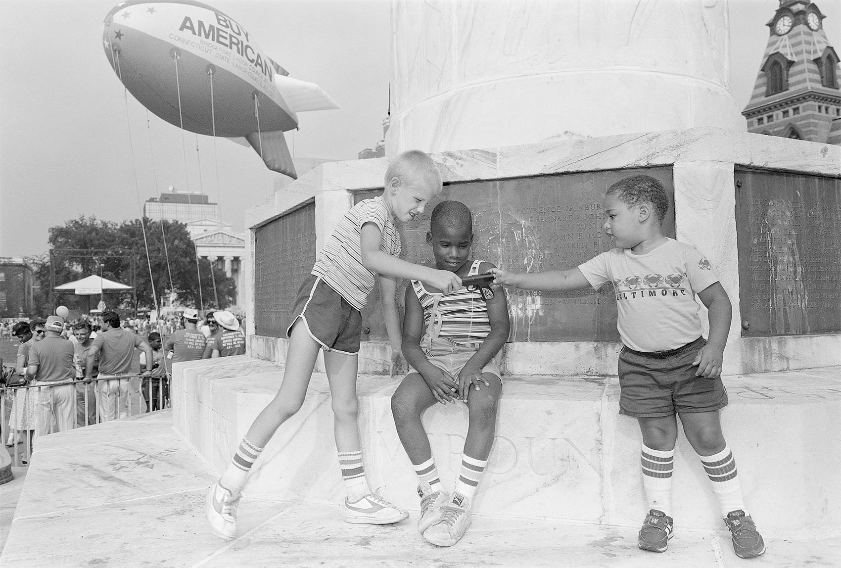 Sergio Purtell: Moral Minority - Exibart Street