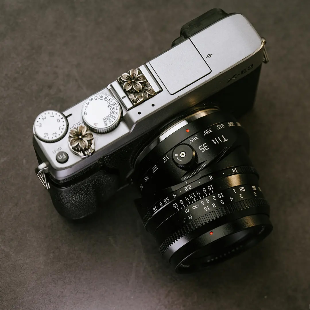 TTArtisan Releases 35mm f/1.4 Tilt Lens for APS-C - Exibart Street