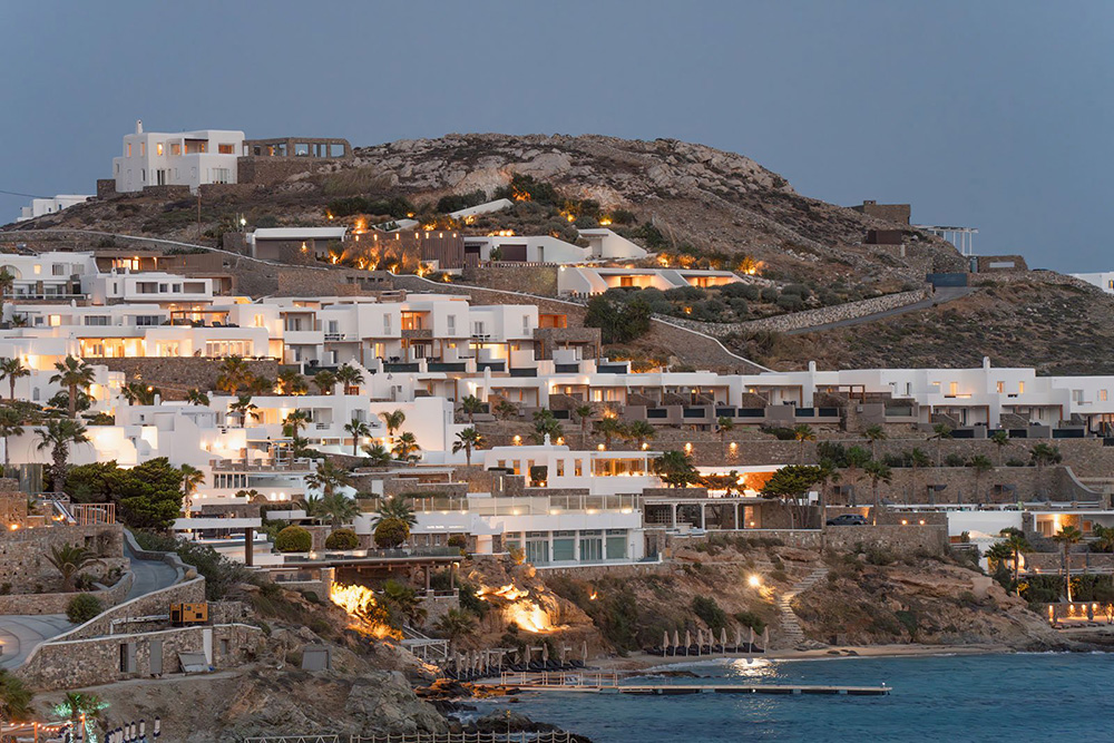 tamron-25-200mm-f2-8-5-6-g2-zoom-exibart-street-photography-03