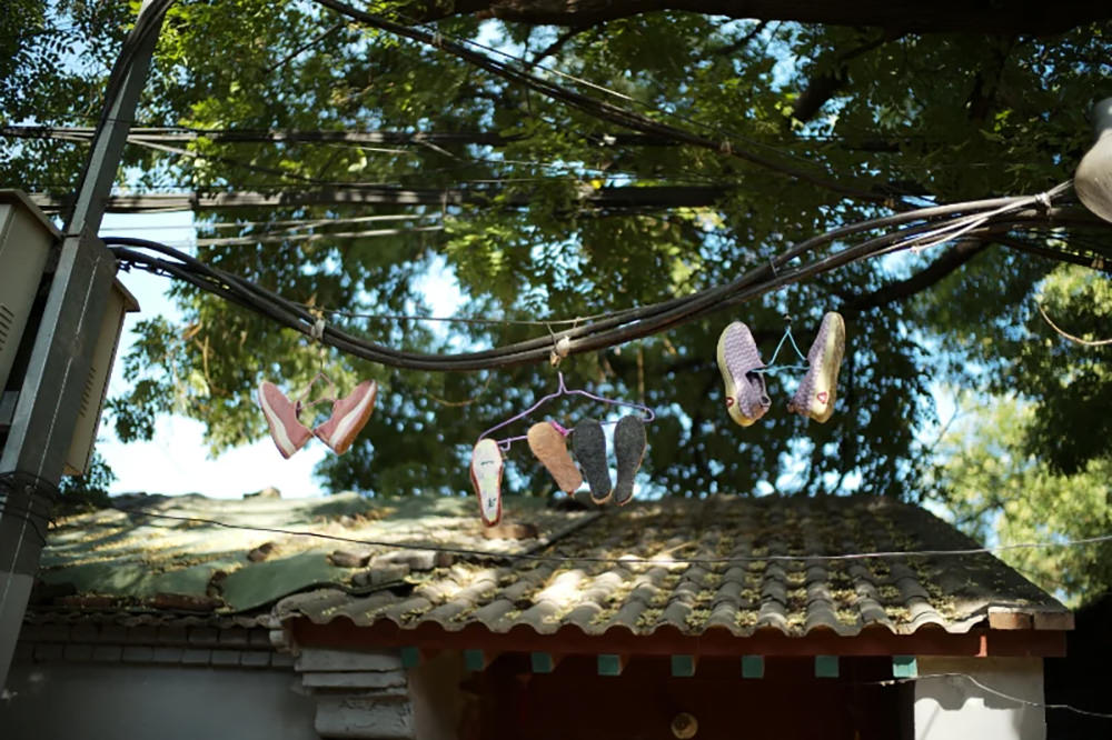 light-lens-lab-35mm-f-1-4-exibart-street-photography-12