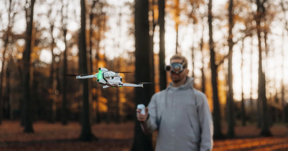 antigravity-8k-360-a1-exibart-street-photography-04