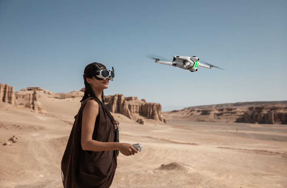 antigravity-8k-360-a1-exibart-street-photography-05