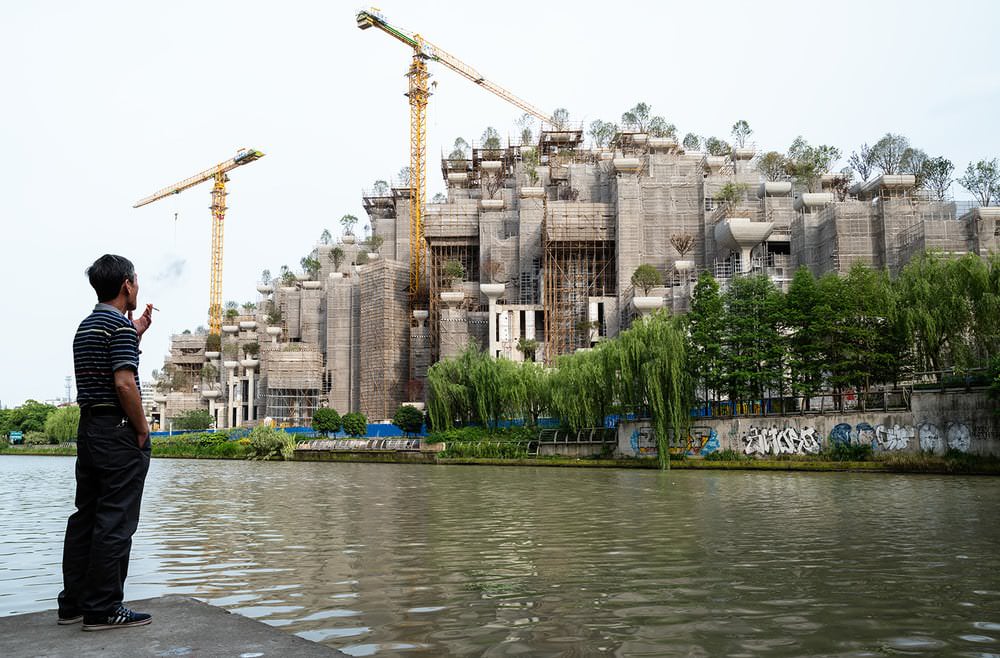 daniel-lee-postaer-mothers-land-exibart-street-photography-10