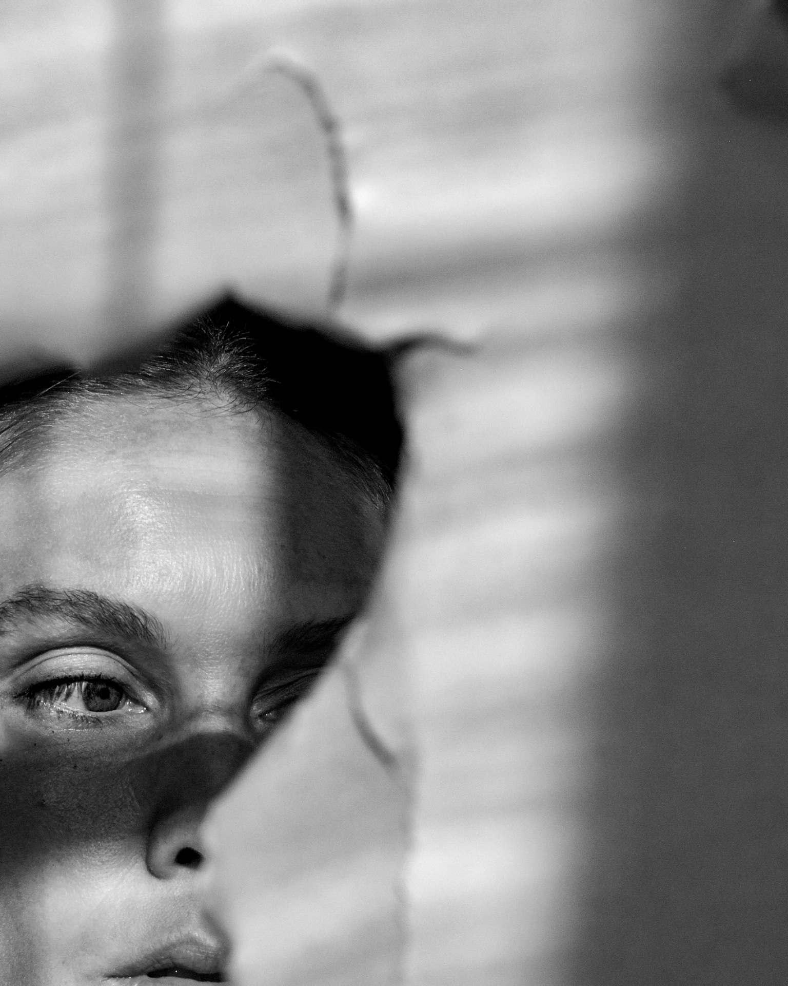 sarah-van-rij-atlas-of-echoes-exibart-street-photography-01