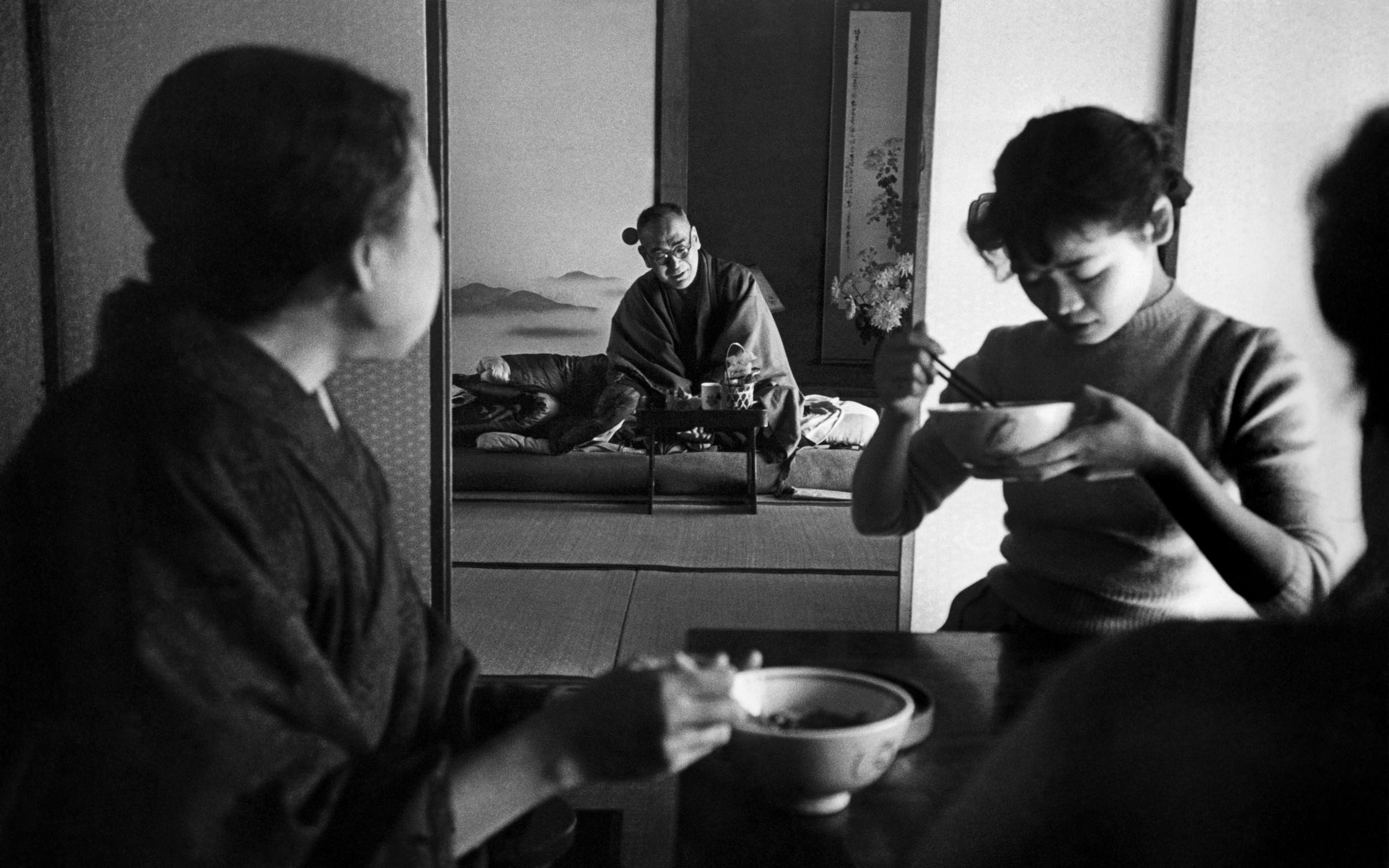 showa-by-bischof-japan-was-not-japan-then-exibart-street-photography-08