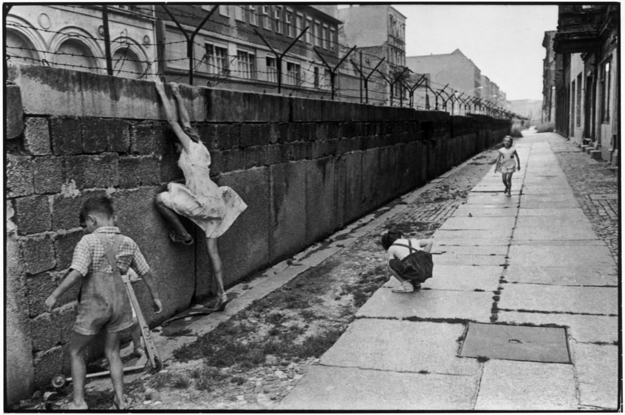 Henri Cartier-Bresson: The Europeans - Exibart Street