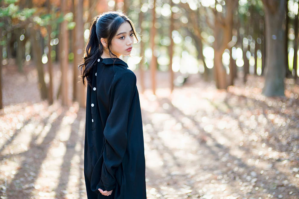 cosina-heliar-75mm-f-1-8-rf-z-mounts-exibart-street-photography-07