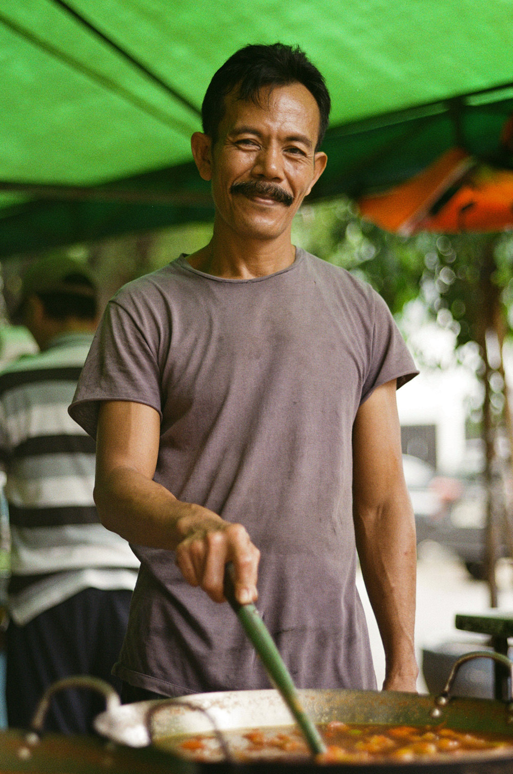 light-lens-lab-75mm-f-2-sp-ii-for-leica-m-mount-exibart-street-photography-03