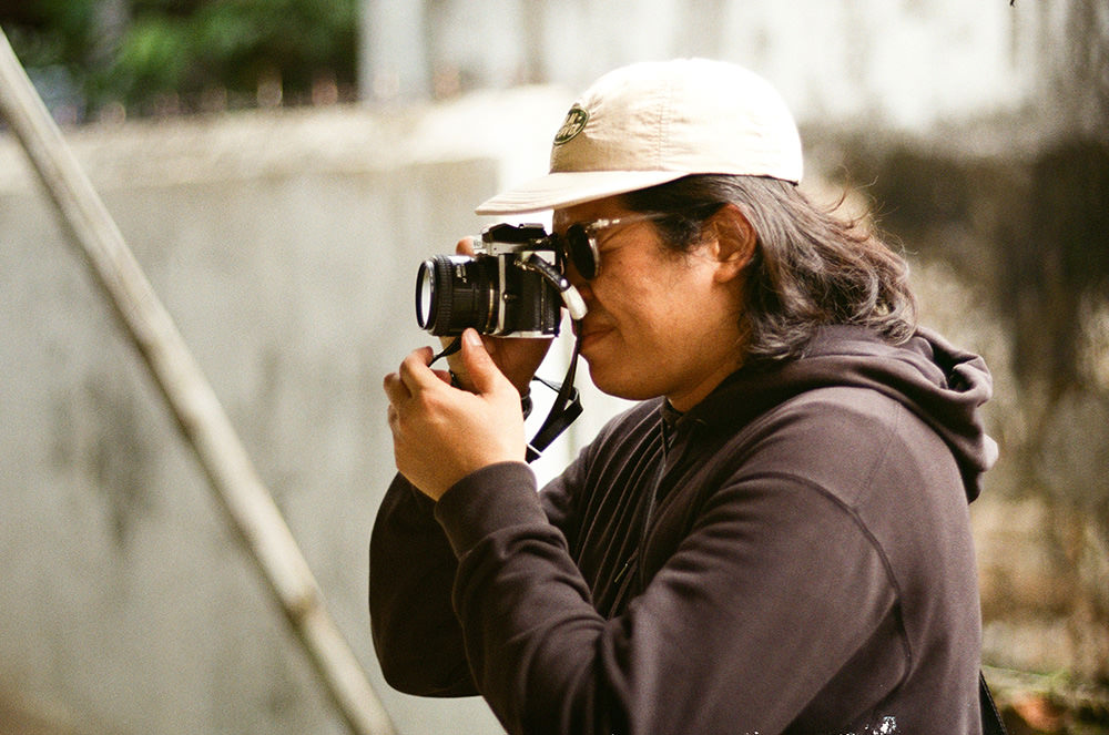 light-lens-lab-75mm-f-2-sp-ii-for-leica-m-mount-exibart-street-photography-06