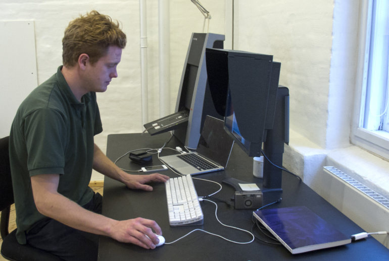 albert-elm-this-much-is-true-exibart-street-photography-01