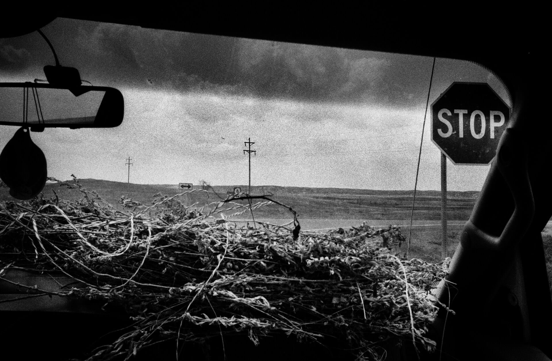 simon-vansteenwinckel-in-the-shadows-exibart-street-photography-10