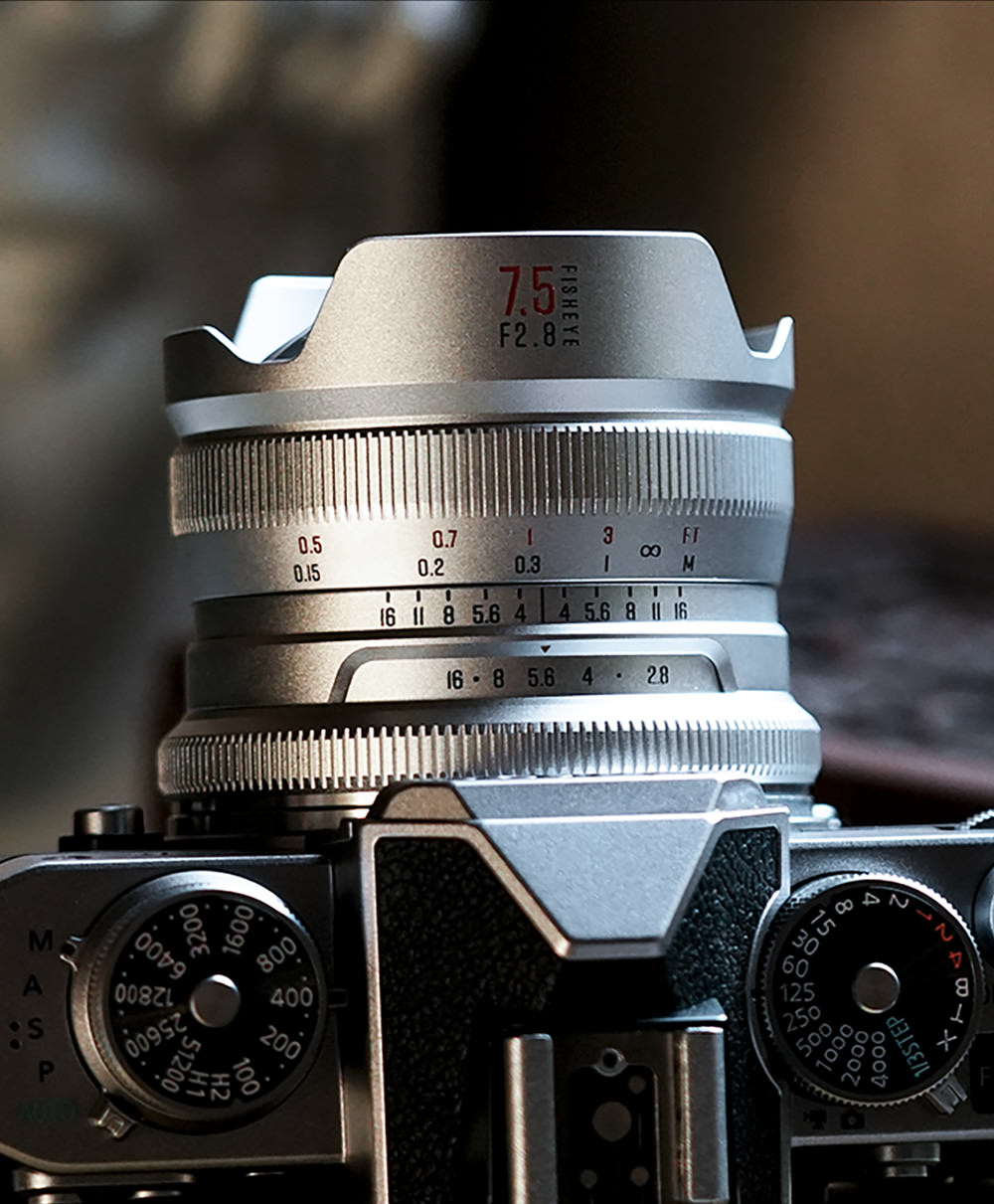 brightin-star-7-5mm-lens-exibart-street-photography-02