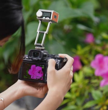 Harlowe Introduces the Pocket Flash