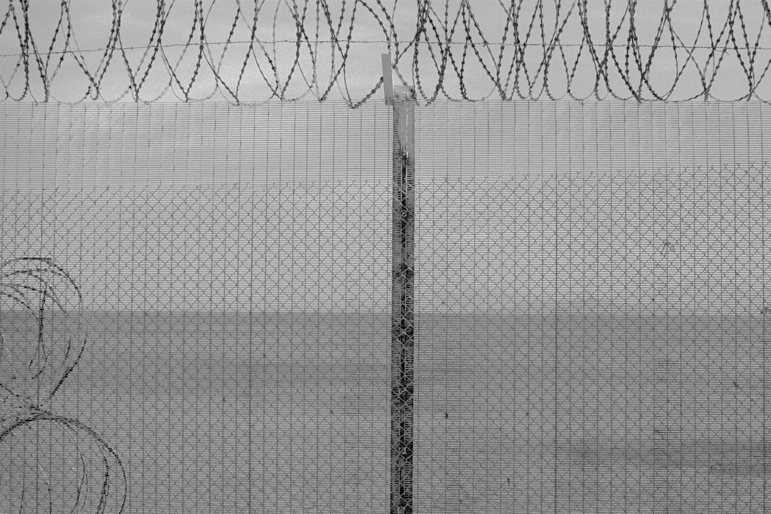 anne-lise-broyer-mediterranean-is-this-where-we-once-lived-exibart-street-photography-07