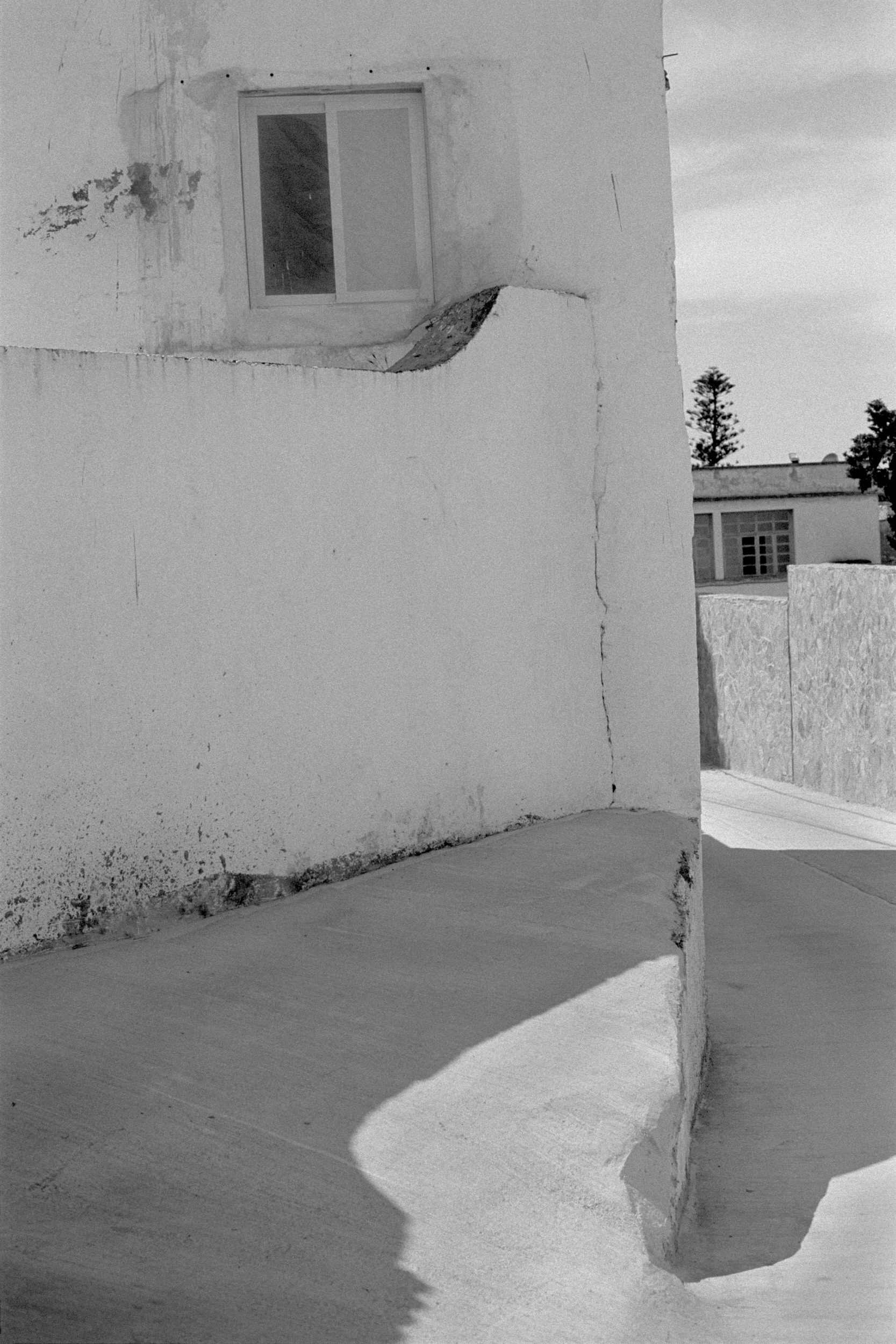 anne-lise-broyer-mediterranean-is-this-where-we-once-lived-exibart-street-photography-08
