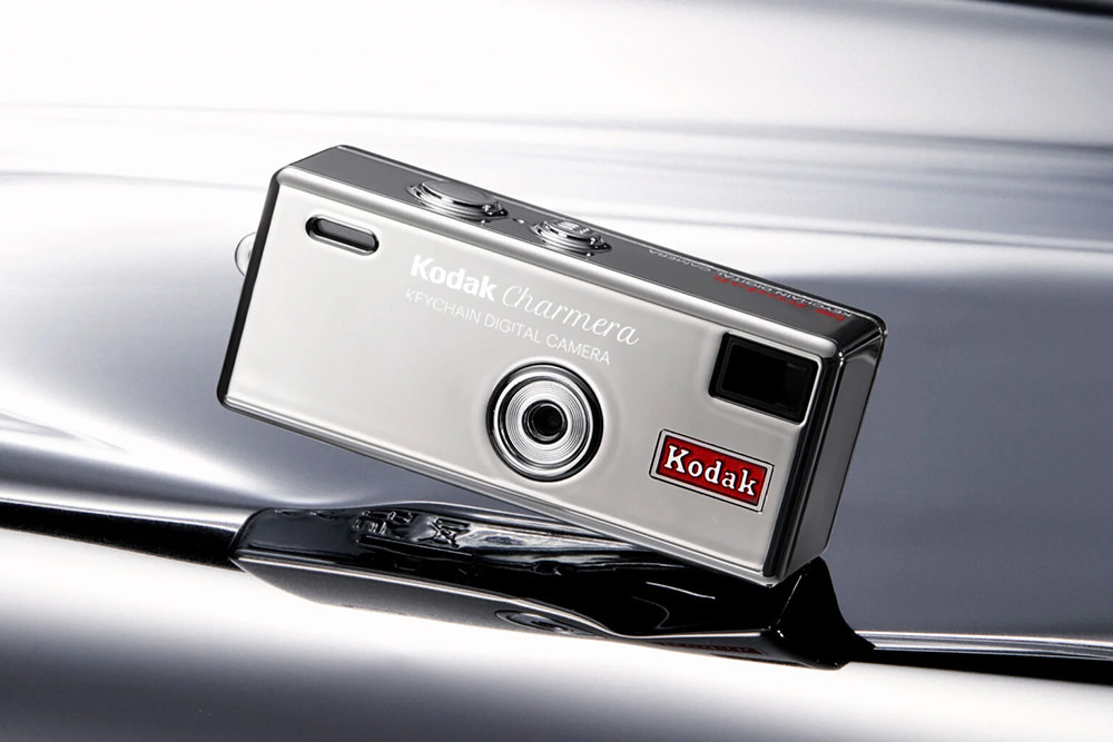 reto-kodak-charmera-millennium-edition-exibart-street-photography-02