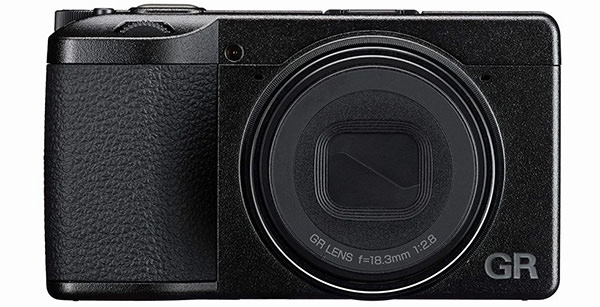 ricoh-30th-anniversary-edition-gr-iv-exibart-street-photography-01