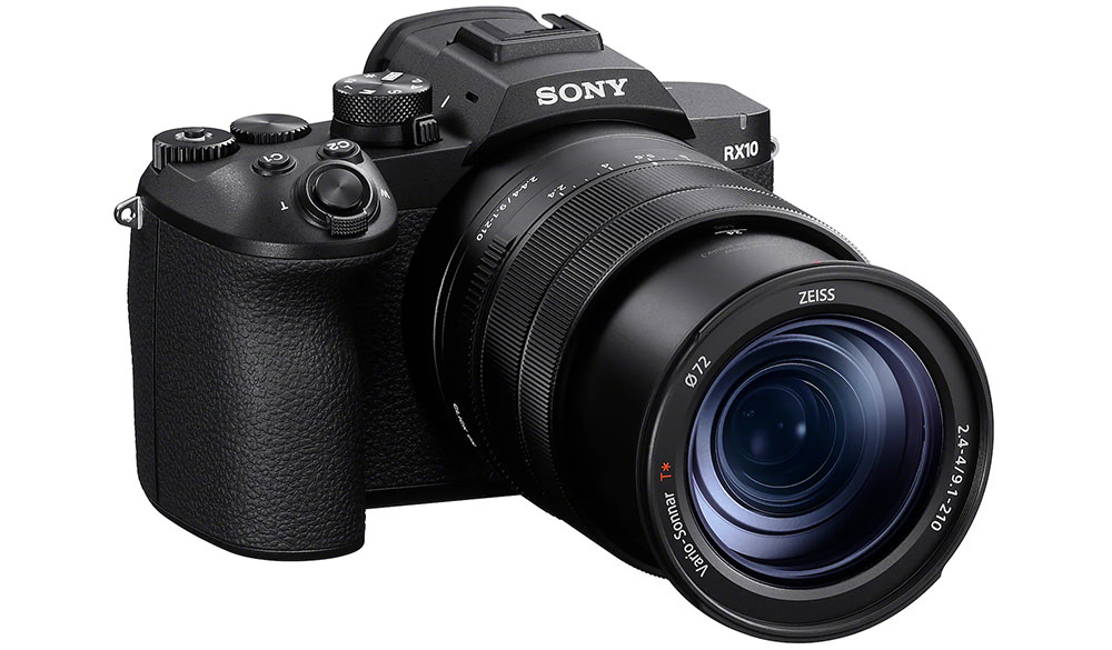 sony-rx10-v-bridge-camera-exibart-street-photography-01