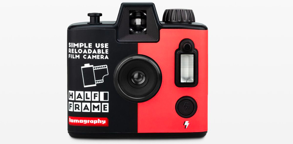 lomography-half-frame-simple-use-camera-exibart-street-photography-01