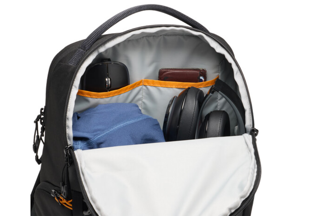 lowepro-fastpack-iv-collection-exibart-street-photography-02