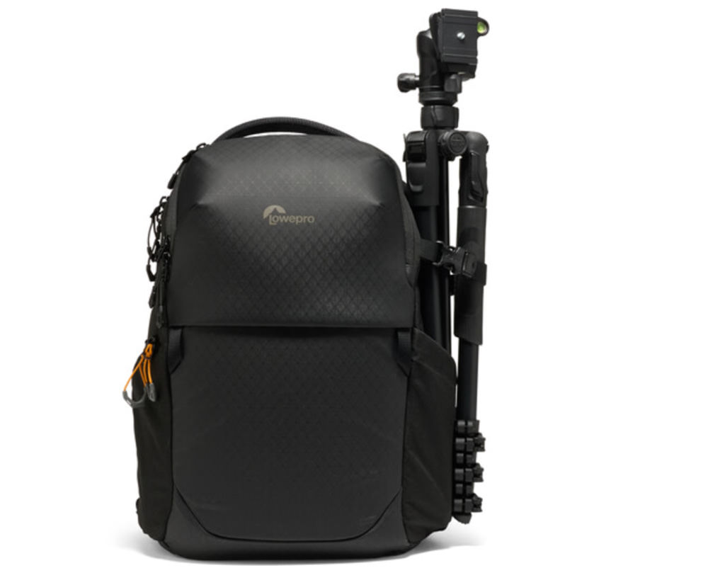 lowepro-fastpack-iv-collection-exibart-street-photography-03