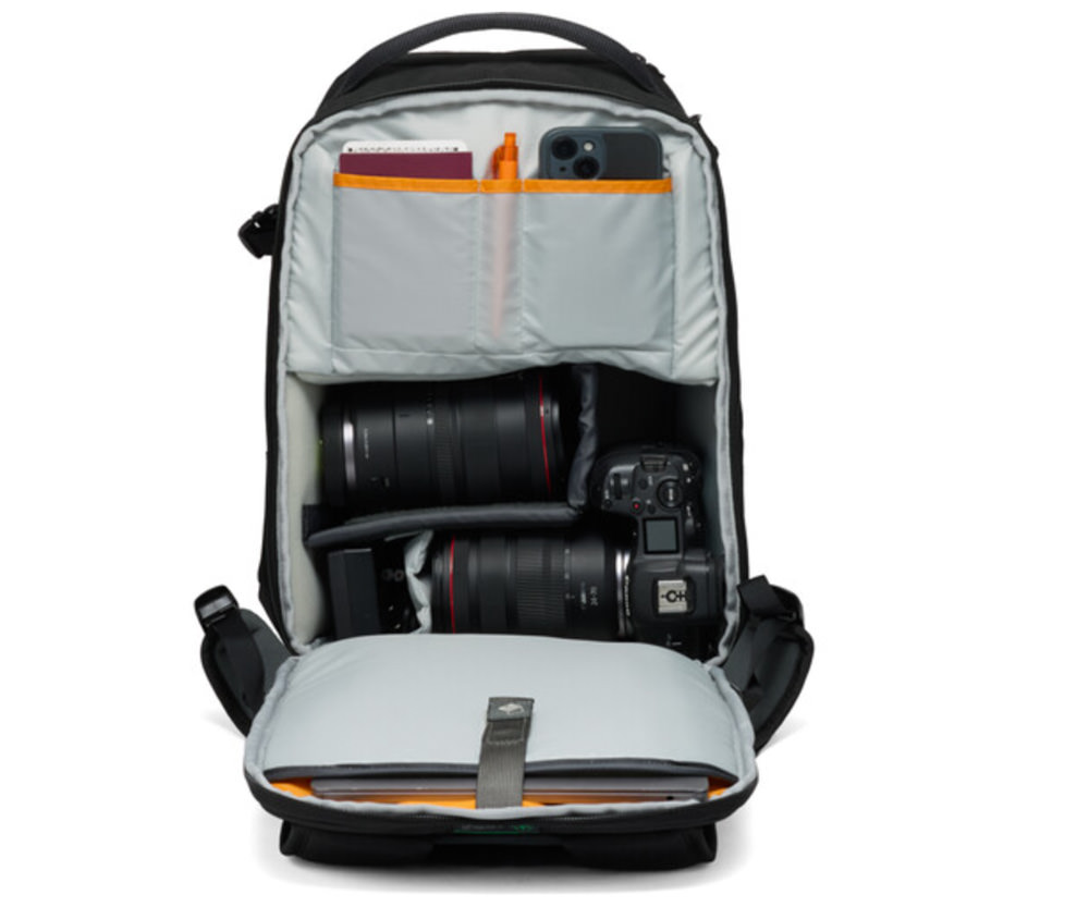 lowepro-fastpack-iv-collection-exibart-street-photography-05