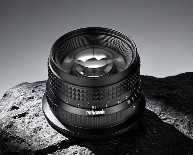 Pergear Releases a Manual 50mm f/1.4 Prime