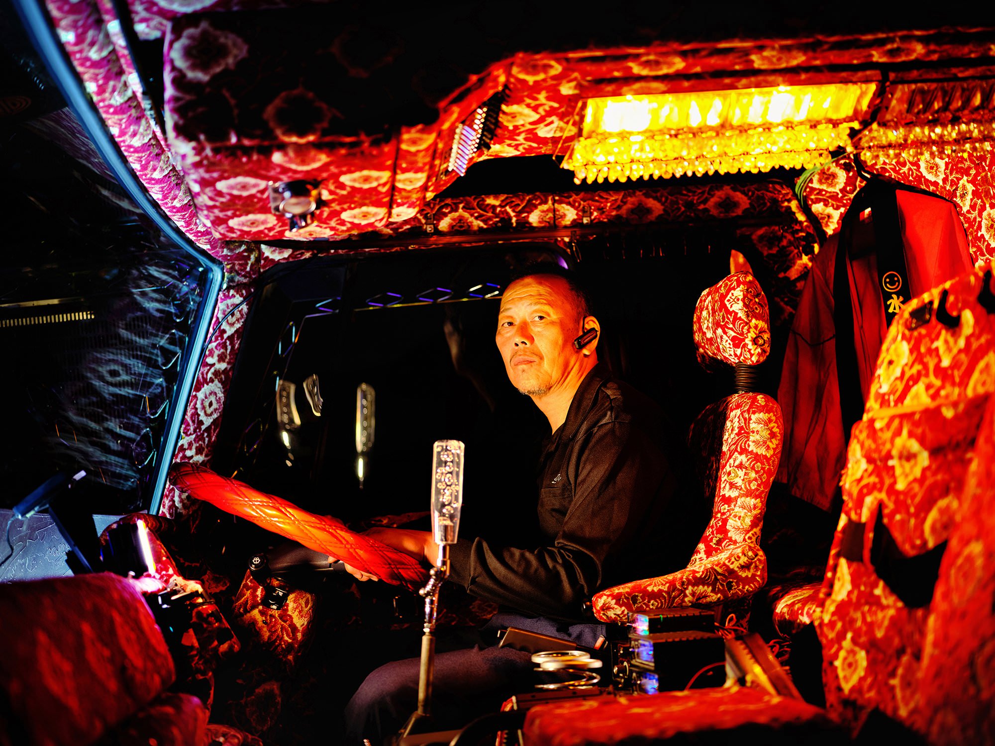 julie-glassberg-dekotora-exibart-street-photography-03