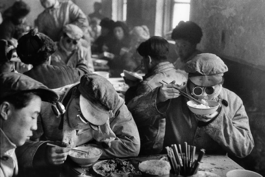 marc-riboud-memories-of-china-exibart-street-photography-06