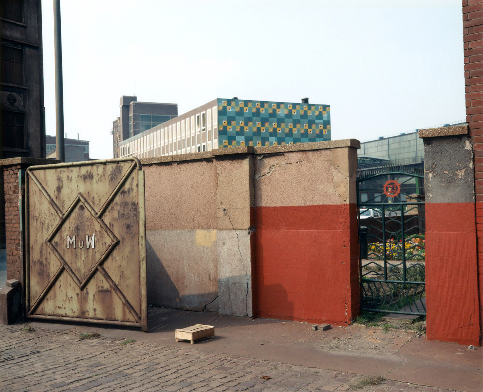 joachim-brohm-colour-and-territory-exibart-street-photography-03
