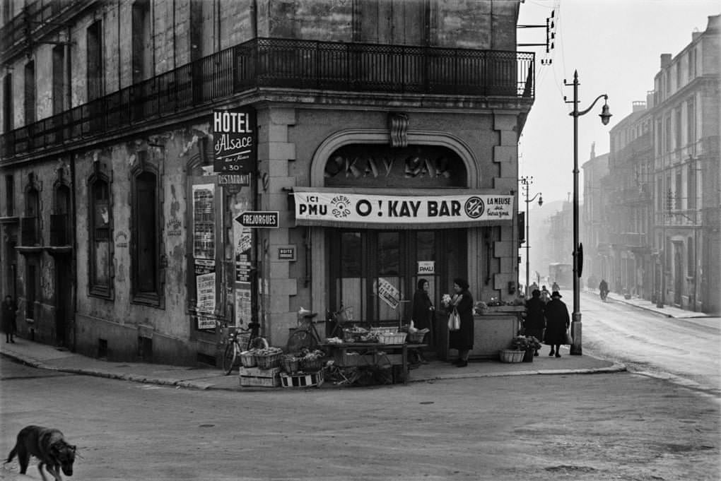 john-baer-the-extraordinary-ordinary-a-memoir-in-photographs-1945-1954-exibart-street-photography-05