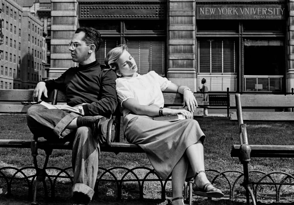 john-baer-the-extraordinary-ordinary-a-memoir-in-photographs-1945-1954-exibart-street-photography-07