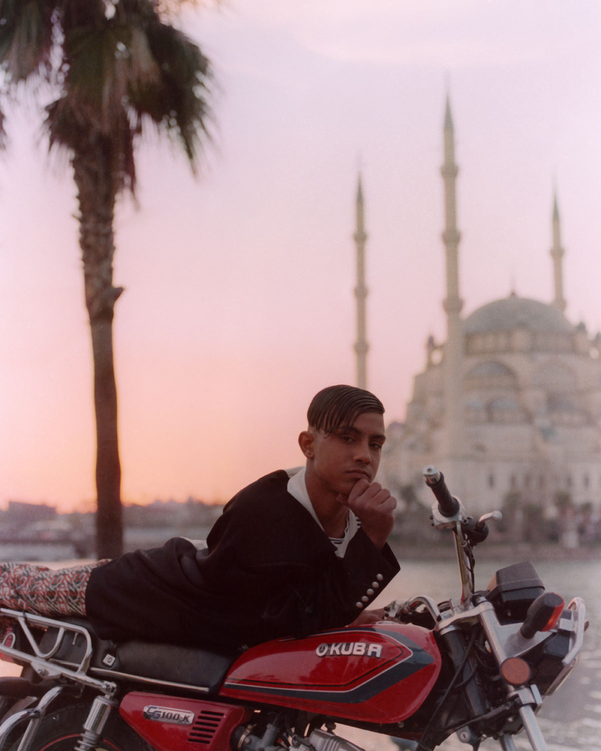 olgac-bozalp-mustafa-exibart-street-photography-09