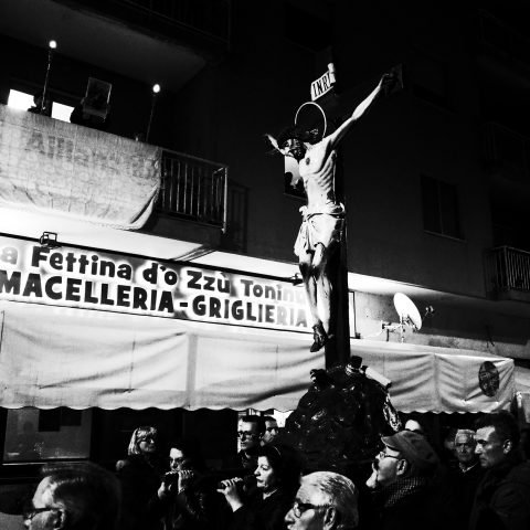 VIA CRUCIS