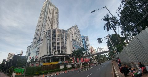 Even in the Metropolis, Simple Traditional Street-Food Still Exists