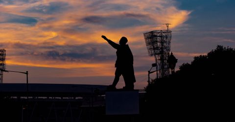 Silhouette image of Bose